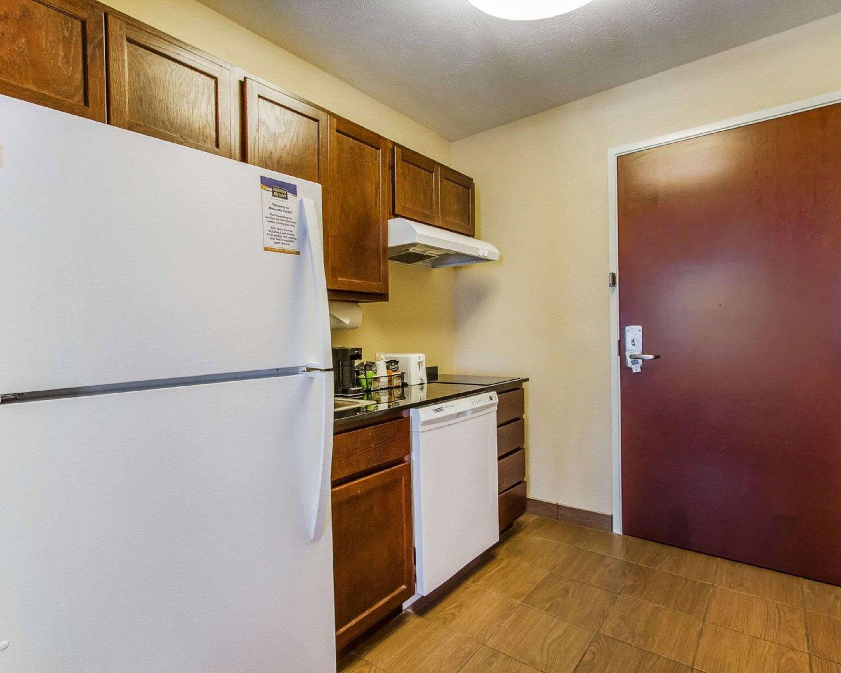 Mainstay Suites Grand Island Bagian luar foto