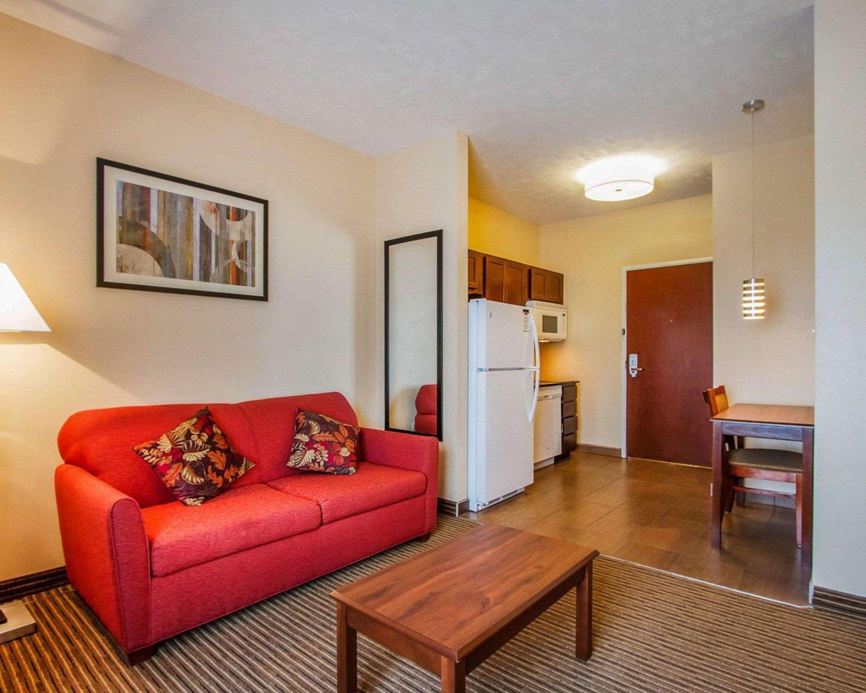 Mainstay Suites Grand Island Bagian luar foto