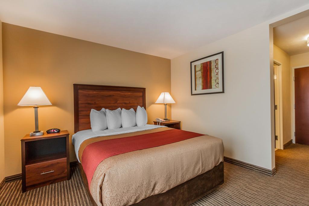 Mainstay Suites Grand Island Bagian luar foto