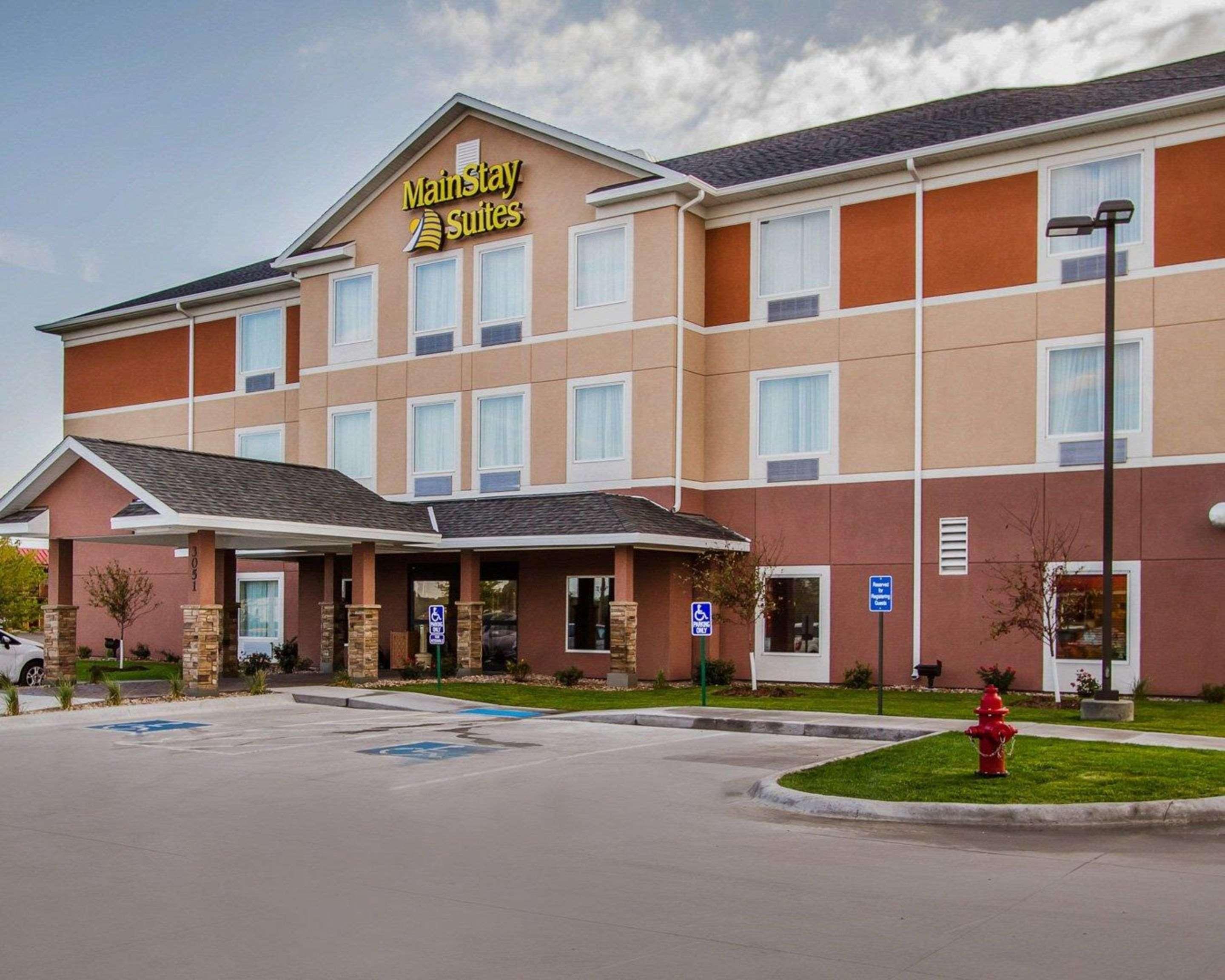 Mainstay Suites Grand Island Bagian luar foto
