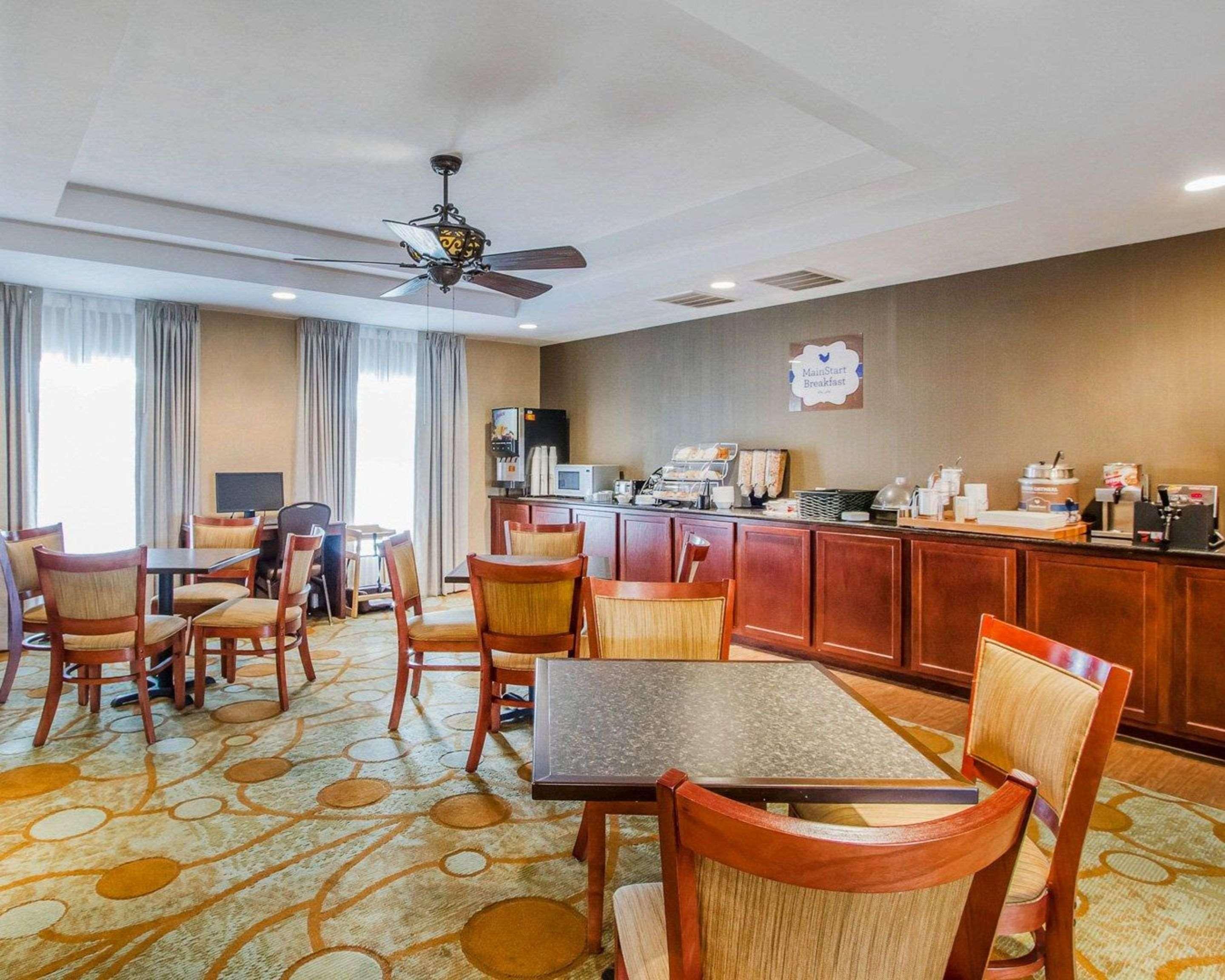 Mainstay Suites Grand Island Bagian luar foto