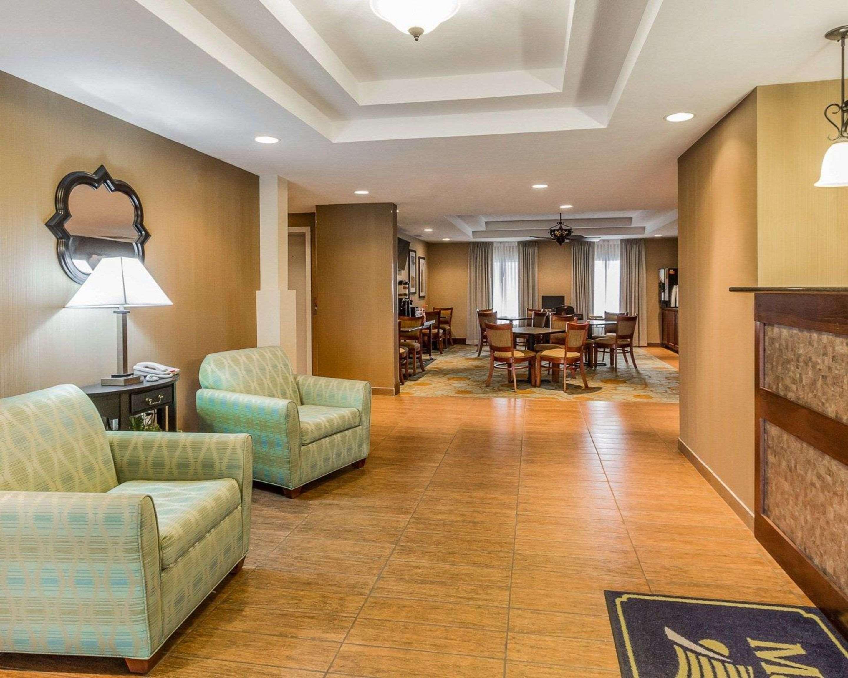 Mainstay Suites Grand Island Bagian luar foto