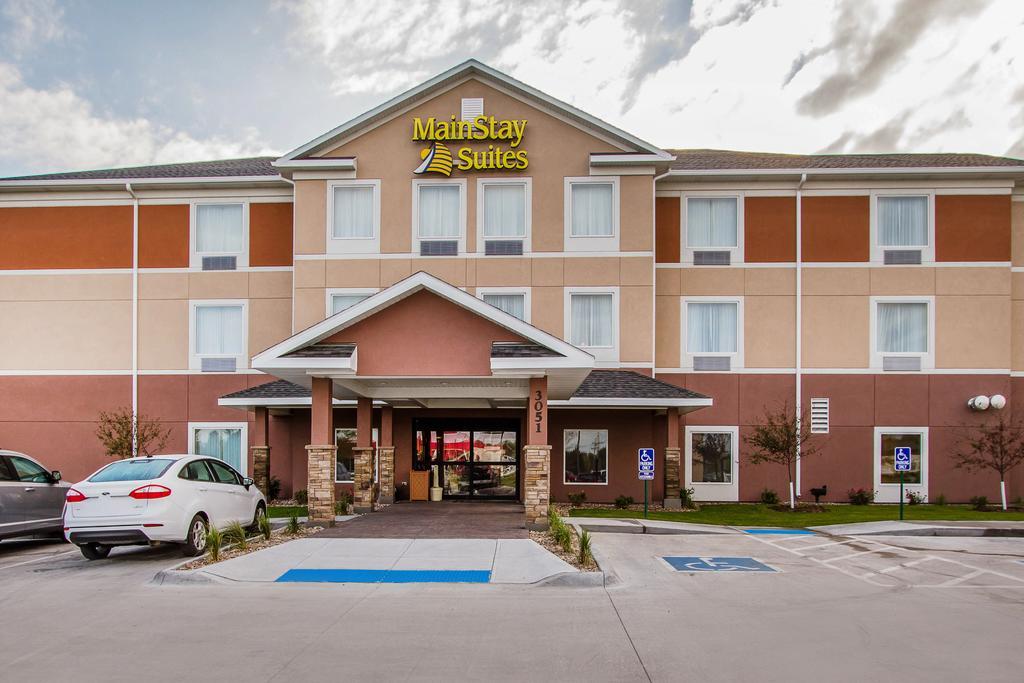 Mainstay Suites Grand Island Bagian luar foto